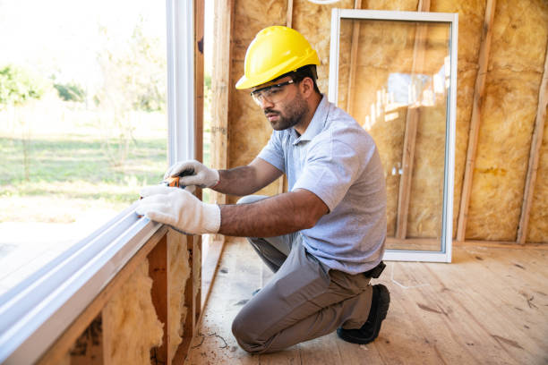 Best Insulation Contractor Near Me  in Gladwin, MI